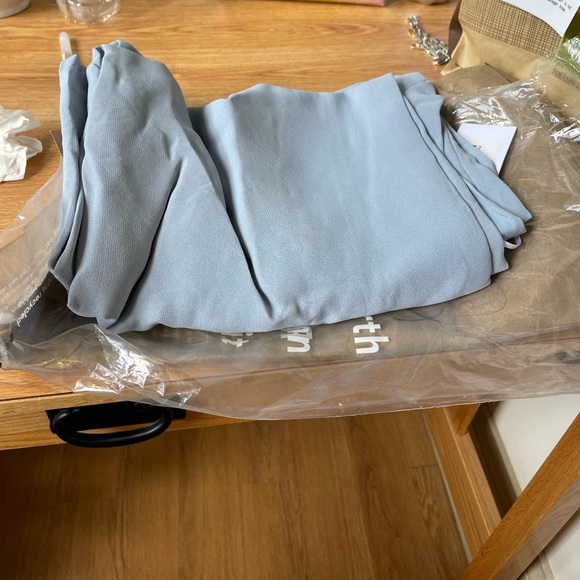 Reformation Evelyn Dress Sz 2 in color Mineral - Picture 4 of 4